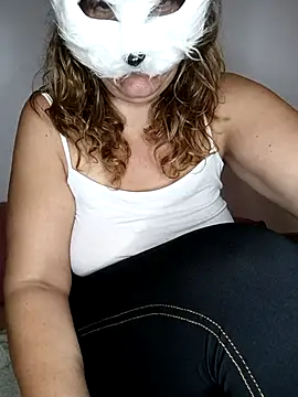 Snapshot of docelima chatting on October 13, 9:09 am docelima online show from October 13, 9:09 am