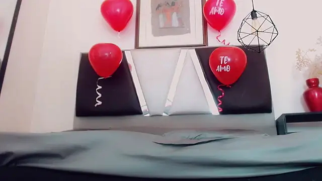 hilary rodriguez online show from February 15, 1:21 am