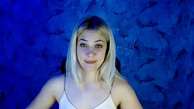 nika gold1 online show from December 15, 3:20 pm