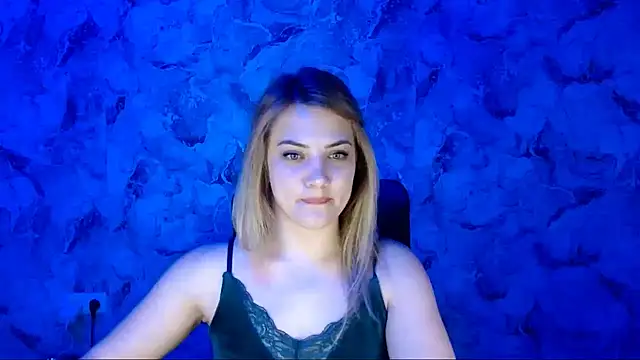 nika gold1 online show from March 11, 9:10 pm