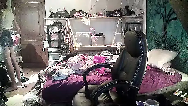 Ombeline1 online show from January 18, 2:44 pm