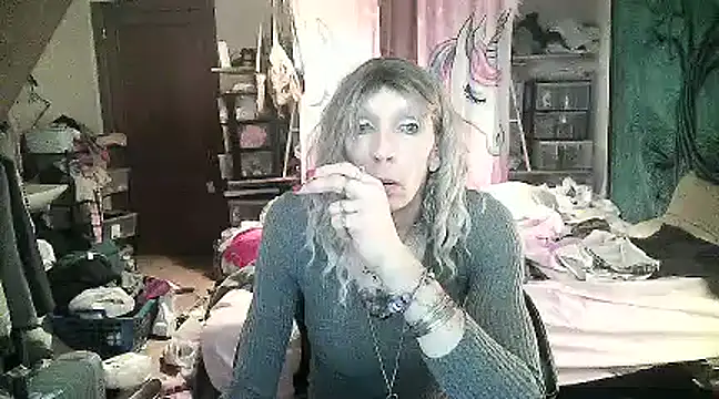 Ombeline1 online show from January 22, 2:56 pm