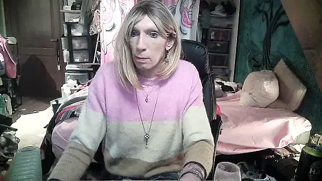 Ombeline1 online show from February 2, 4:22 pm