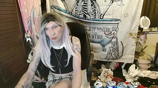 Ombeline1 online show from March 18, 12:25 am