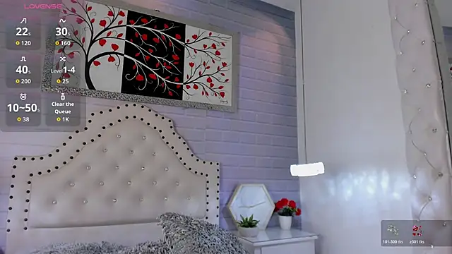 Camilaa Sanchez  online show from March 28, 1:43 pm