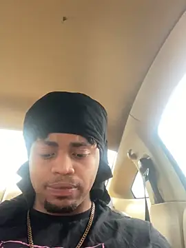 Snapshot of Elgrazonamor chatting on December 11, 6:42 pm Elgrazonamor online show from December 11, 6:42 pm