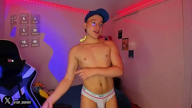 AustinSummerr online show from January 7, 5:42 pm