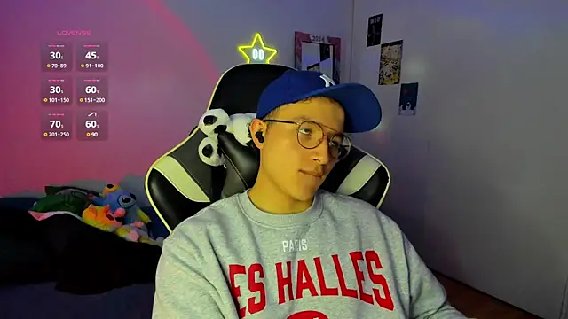 AustinSummerr online show from January 13, 4:30 pm