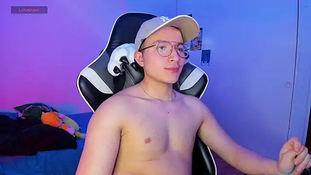 AustinSummerr online show from January 17, 4:36 pm