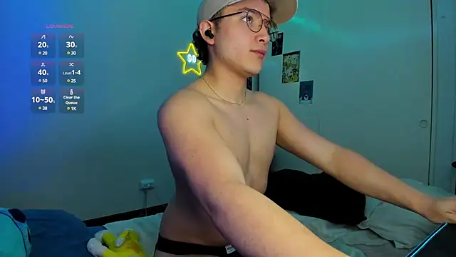 AustinSummerr online show from January 18, 3:59 pm