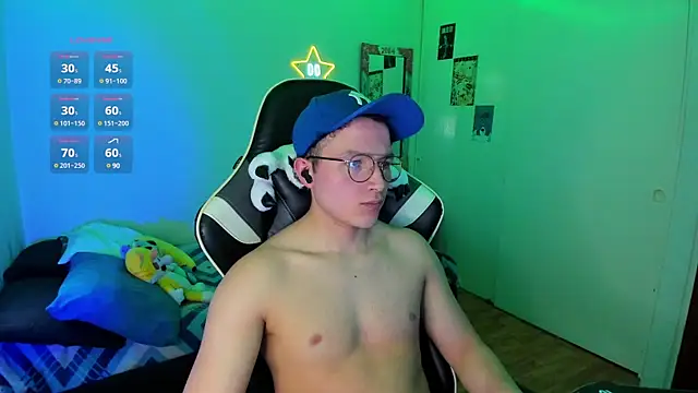 AustinSummerr online show from January 24, 1:25 pm