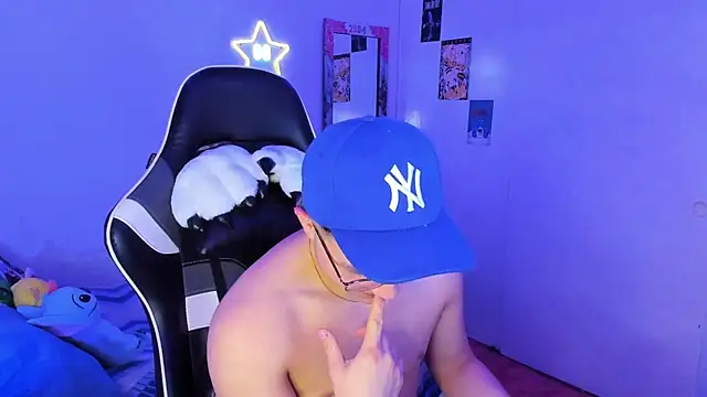 AustinSummerr online show from January 31, 1:02 pm