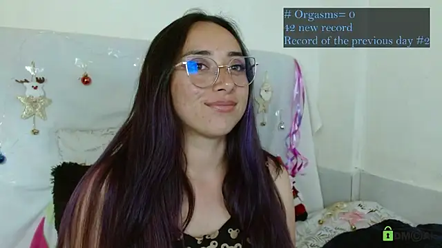 Hot Candy  online show from December 19, 3:02 am