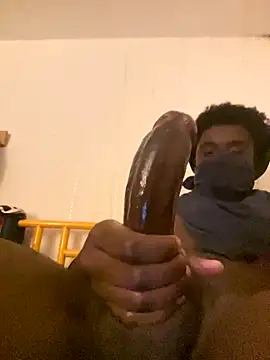 Snapshot of elninoblacko chatting on November 1, 6:32 pm elninoblacko online show from November 1, 6:32 pm