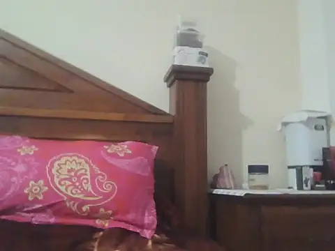 Nuttysub online show from February 7, 1:53 am