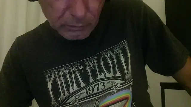 butseriouslykahnt online show from December 8, 9:02 am