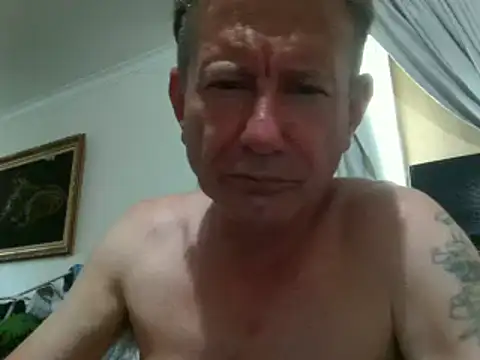 butseriouslykahnt online show from December 20, 7:33 am