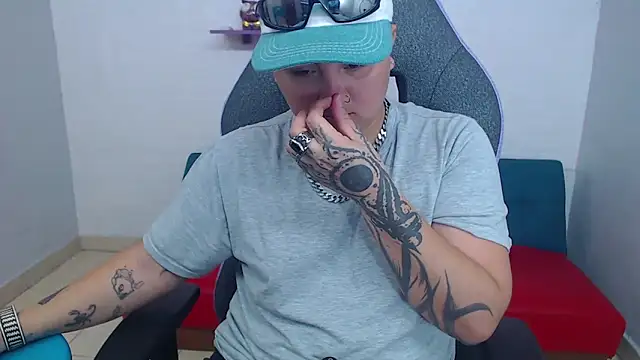 isabeautyx19 online show from January 30, 5:28 pm