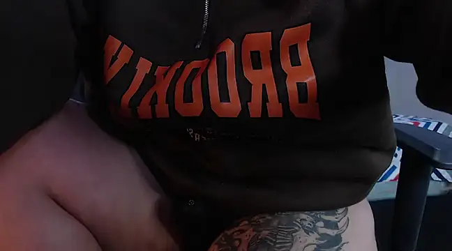 isabeautyx19 online show from February 12, 4:33 am