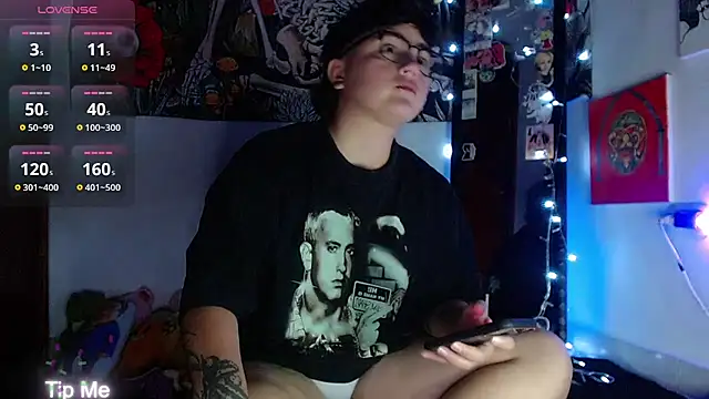 isabeautyx19 online show from May 21, 3:24 am