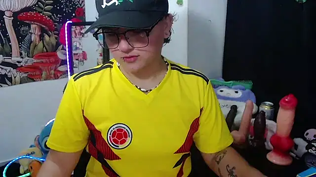 isabeautyx19 online show from June 18, 1:50 am