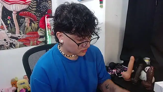 isabeautyx19 online show from June 21, 2:36 am