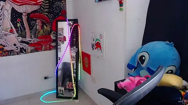 isabeautyx19 online show from July 15, 4:12 pm