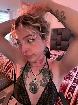 Snapshot of Bonnie_vega chatting on April 2, 9:23 pm Bonnie vega online show from April 2, 9:23 pm