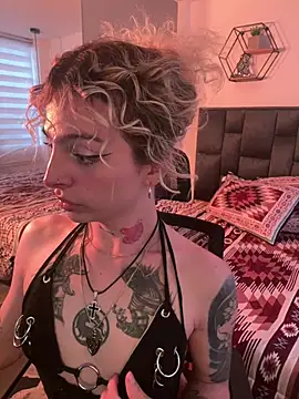 Snapshot of Bonnie_vega chatting on April 11, 9:19 pm Bonnie vega online show from April 11, 9:19 pm