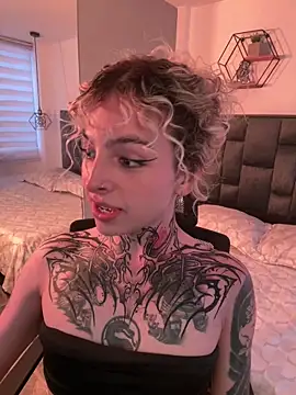 Snapshot of Bonnie_vega chatting on April 28, 9:42 pm Bonnie vega online show from April 28, 9:42 pm