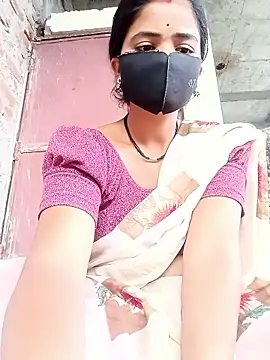 Snapshot of Mamta_Chaterjee chatting on April 6, 1:03 am Mamta Chaterjee online show from April 6, 1:03 am