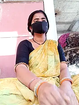 Snapshot of Mamta_Chaterjee chatting on April 9, 1:49 am Mamta Chaterjee online show from April 9, 1:49 am
