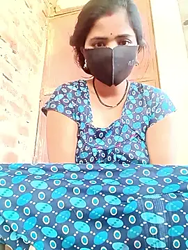 Snapshot of Mamta_Chaterjee chatting on April 10, 12:49 am Mamta Chaterjee online show from April 10, 12:49 am
