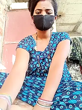 Snapshot of Mamta_Chaterjee chatting on May 6, 1:25 am Mamta Chaterjee online show from May 6, 1:25 am