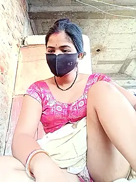 Snapshot of Mamta_Chaterjee chatting on June 6, 12:49 am Mamta Chaterjee online show from June 6, 12:49 am