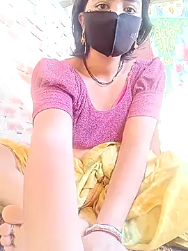 Snapshot of Mamta_Chaterjee chatting on June 28, 1:44 am Mamta Chaterjee online show from June 28, 1:44 am