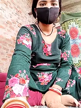 Snapshot of Mamta_Chaterjee chatting on June 30, 1:28 am Mamta Chaterjee online show from June 30, 1:28 am