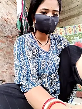 Snapshot of Mamta_Chaterjee chatting on August 1, 1:49 am Mamta Chaterjee online show from August 1, 1:49 am