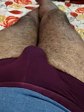 Snapshot of ak007_desire chatting on March 2, 10:00 am ak007 desire online show from March 2, 10:00 am