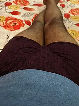 Snapshot of ak007_desire chatting on March 7, 6:27 pm ak007 desire online show from March 7, 6:27 pm