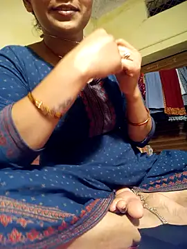 Hi Radhika online show from December 28, 3:59 pm