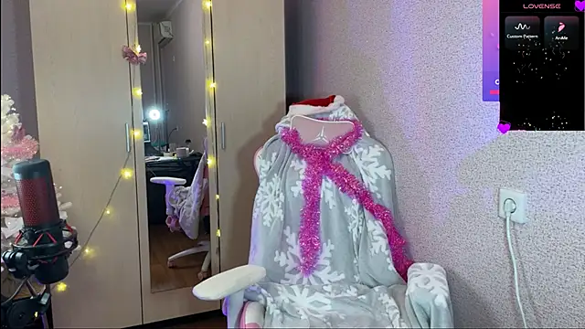 Katrin  kiss online show from December 29, 7:11 pm