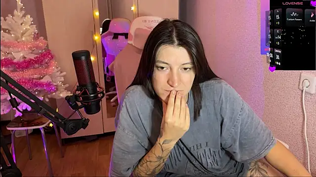 Katrin  kiss online show from January 1, 6:06 pm