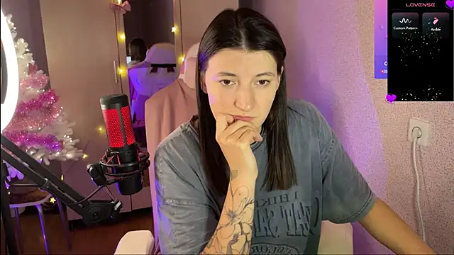 Katrin  kiss online show from January 1, 9:09 pm