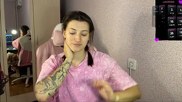 Katrin  kiss online show from January 22, 5:17 pm