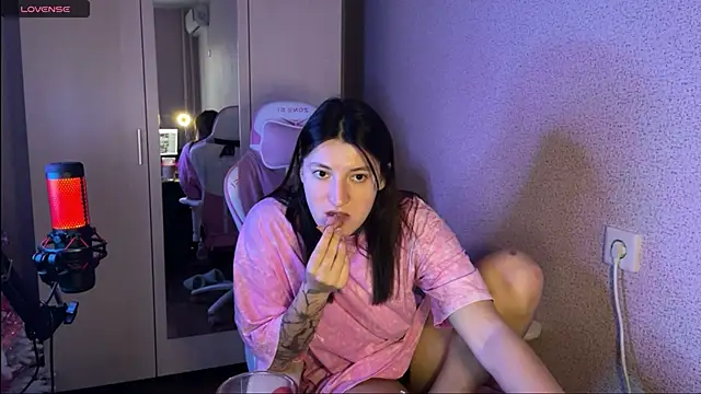 Katrin  kiss online show from January 30, 2:25 pm