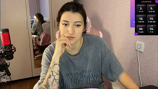 Katrin  kiss online show from February 4, 11:05 am