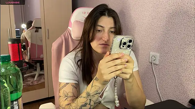 Katrin  kiss online show from February 12, 7:02 pm
