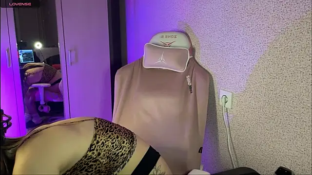 Katrin  kiss online show from February 16, 4:21 pm