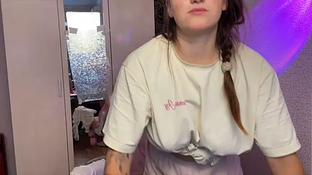 Katrin  kiss online show from July 6, 1:52 pm